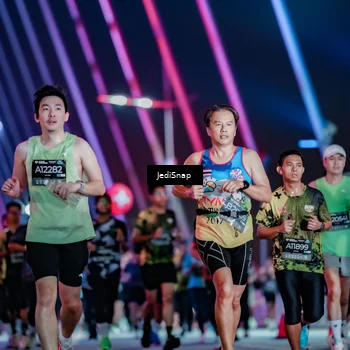 Runner Photo 6255310