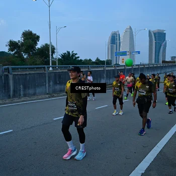 Runner Photo 6255391