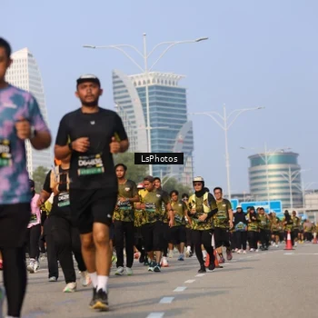 Runner Photo 6255393