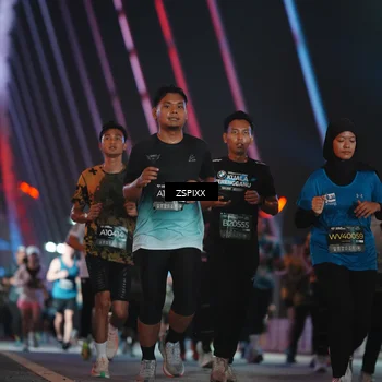 Runner Photo 6255424