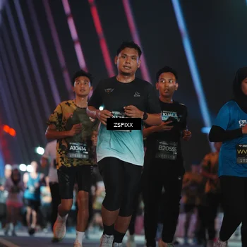 Runner Photo 6255484