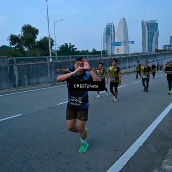 Runner Photo 6255557