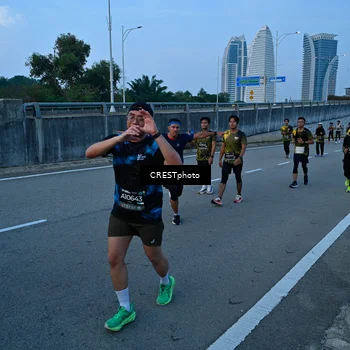 Runner Photo 6255574