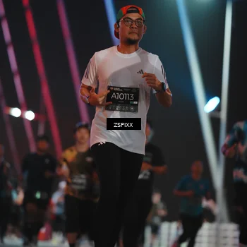 Runner Photo 6255592