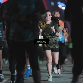 Runner Photo 6255623