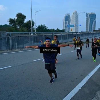 Runner Photo 6255639