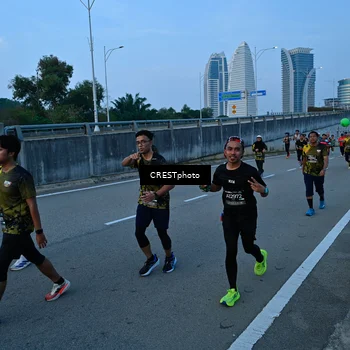 Runner Photo 6255675