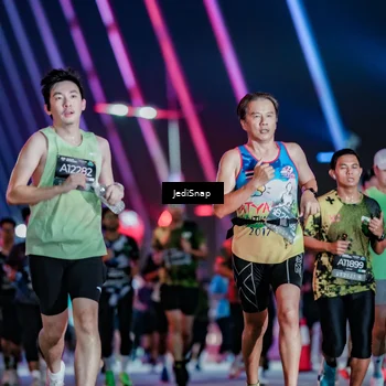 Runner Photo 6255720