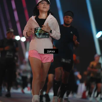 Runner Photo 6255740