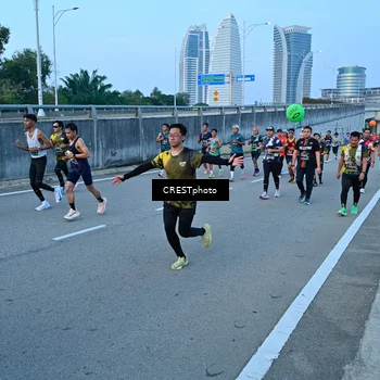 Runner Photo 6255810