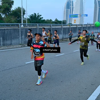 Runner Photo 6255824