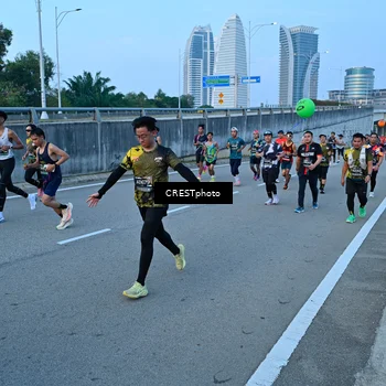 Runner Photo 6255871