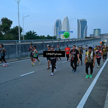 Runner Photo 6255901