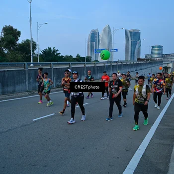 Runner Photo 6255904