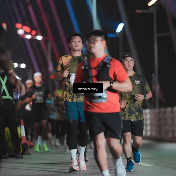 Runner Photo 6255993