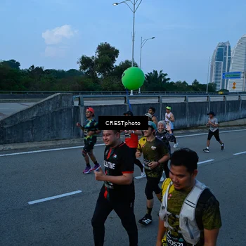 Runner Photo 6256007