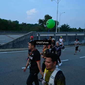 Runner Photo 6256010