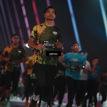 Runner Photo 6256064