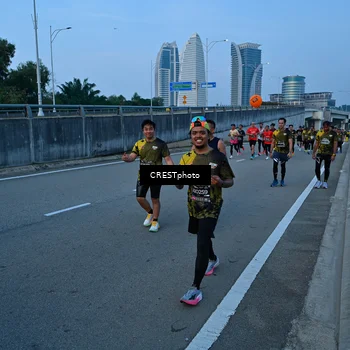 Runner Photo 6256146