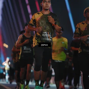 Runner Photo 6256155