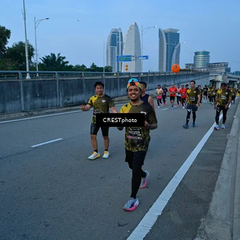 Runner Photo 6256158