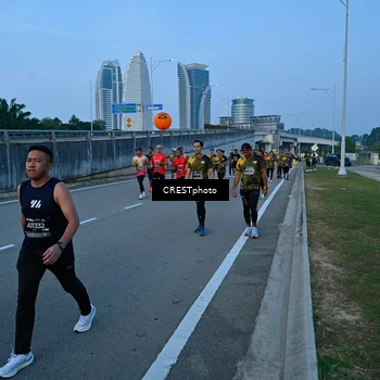 Runner Photo 6256187
