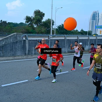 Runner Photo 6256219