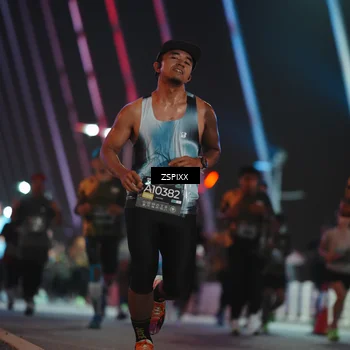 Runner Photo 6256235