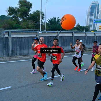 Runner Photo 6256236