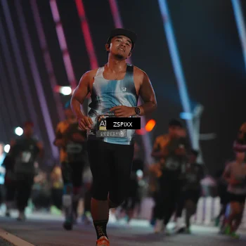 Runner Photo 6256260