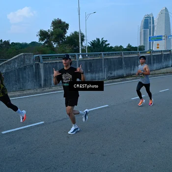Runner Photo 6256295