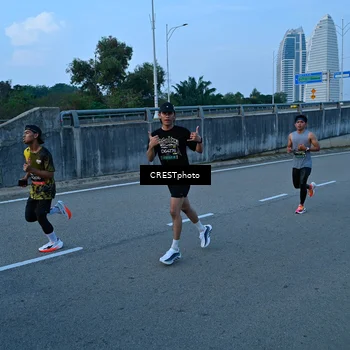 Runner Photo 6256309