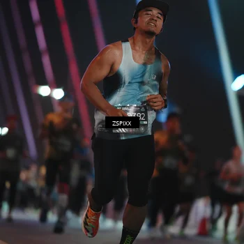 Runner Photo 6256358