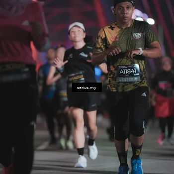 Runner Photo 6256392