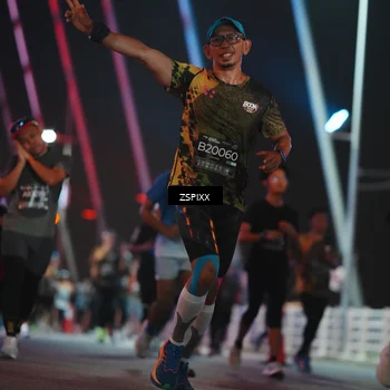 Runner Photo 6256402