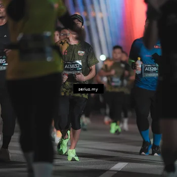 Runner Photo 6256405