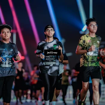 Runner Photo 6256411