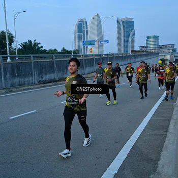 Runner Photo 6256416
