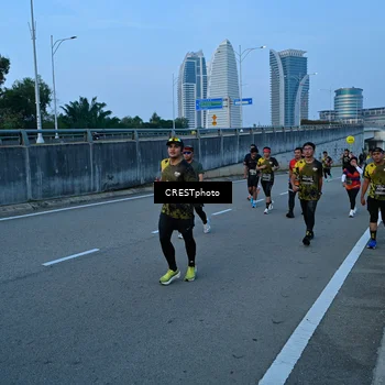 Runner Photo 6256458