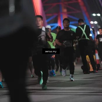 Runner Photo 6256462