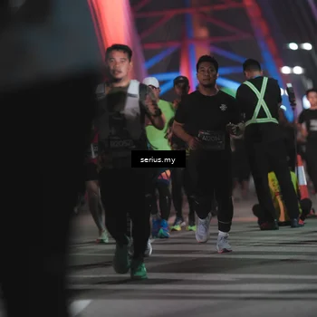Runner Photo 6256472