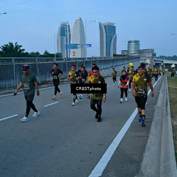 Runner Photo 6256476
