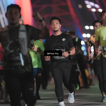 Runner Photo 6256513