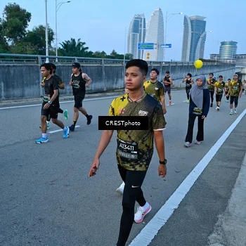Runner Photo 6256555