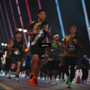 Runner Photo 6256561