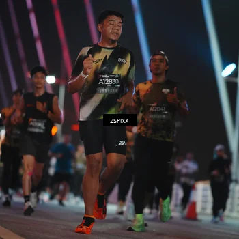 Runner Photo 6256562