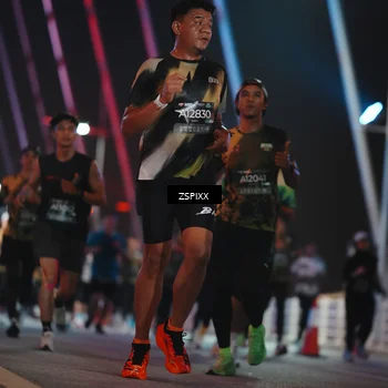 Runner Photo 6256580