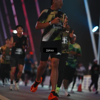 Runner Photo 6256583