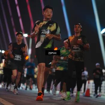 Runner Photo 6256608
