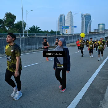 Runner Photo 6256612